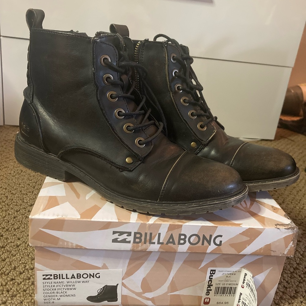 Billabong short combat boot. Sz 8